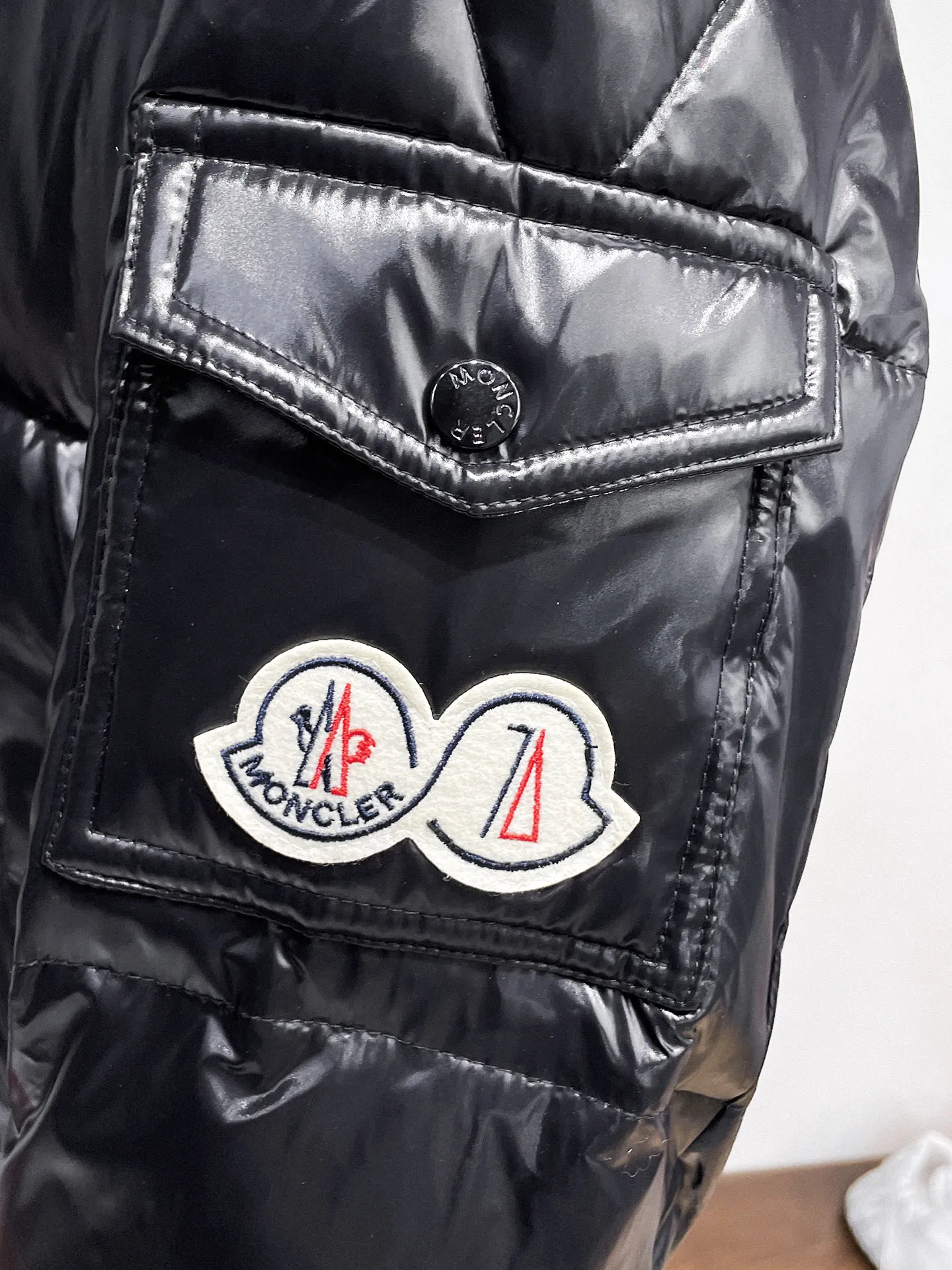 2026 New Arrival ， Premium ， 90 Classic Logo ， ， ，Lightweight ， ， ！ ， ！ ， ， ， 。 ， ， ， ， ， 。 ！ Same Style Series！Sizes：M-3XL